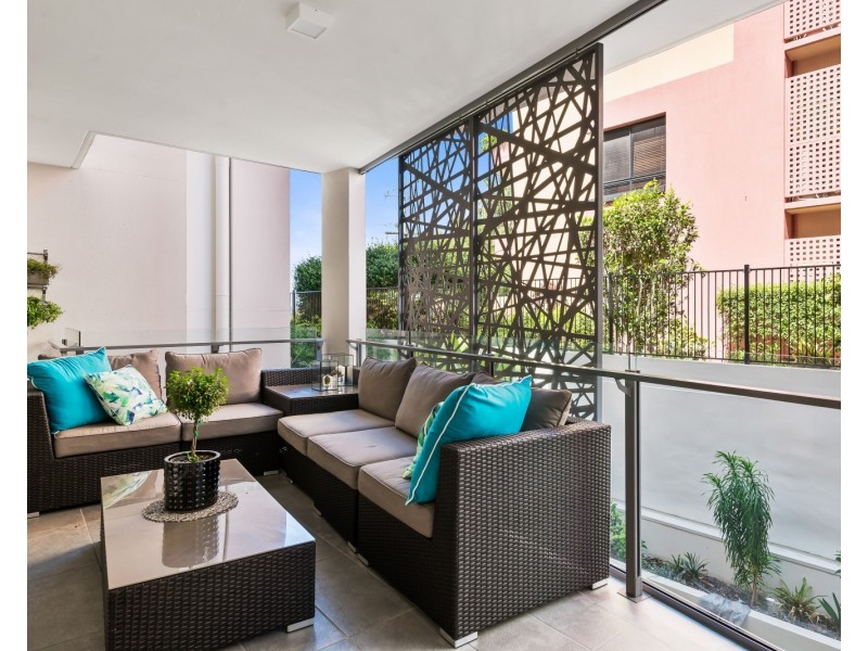 10/33 Buderim Avenue, Mooloolaba QLD 4557