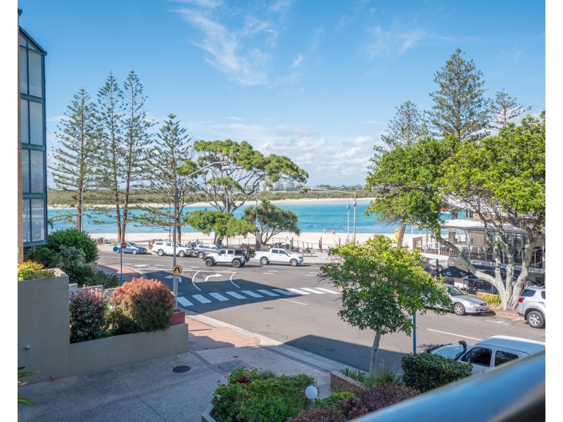 1/61 Minchinton Street, Caloundra QLD 4551