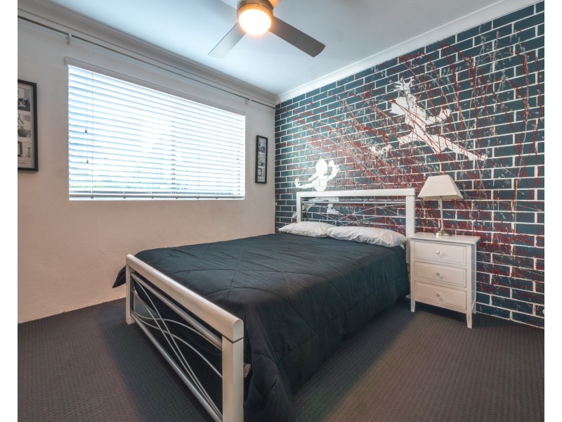 1/61 Minchinton Street, Caloundra QLD 4551