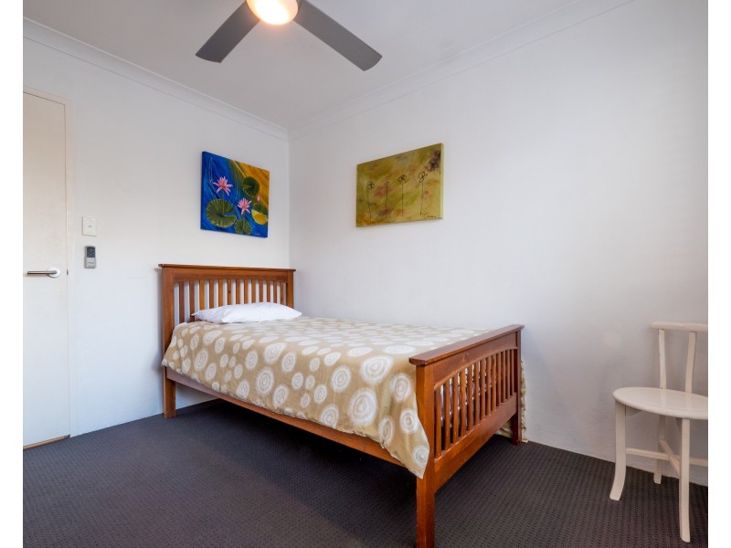 1/61 Minchinton Street, Caloundra QLD 4551