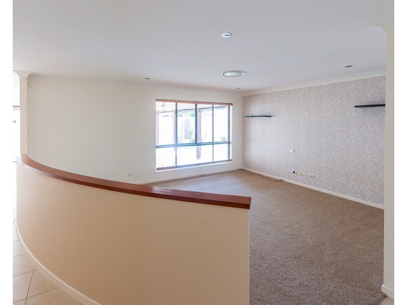 34 Sailfish Dr, Mountain Creek QLD 4557