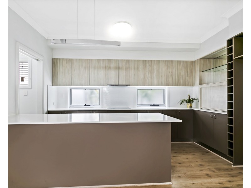 1/73 Memorial Avenue, Maroochydore QLD 4558