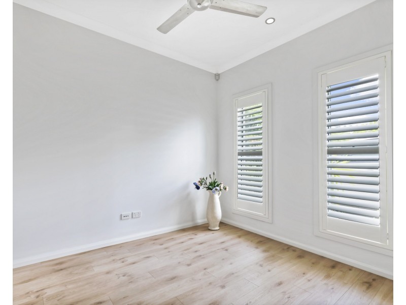 1/73 Memorial Avenue, Maroochydore QLD 4558