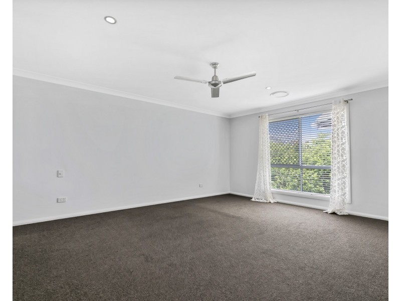 1/73 Memorial Avenue, Maroochydore QLD 4558