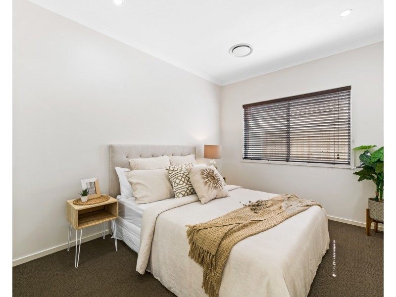 3 Tomkins Esplanade, Birtinya QLD 4575