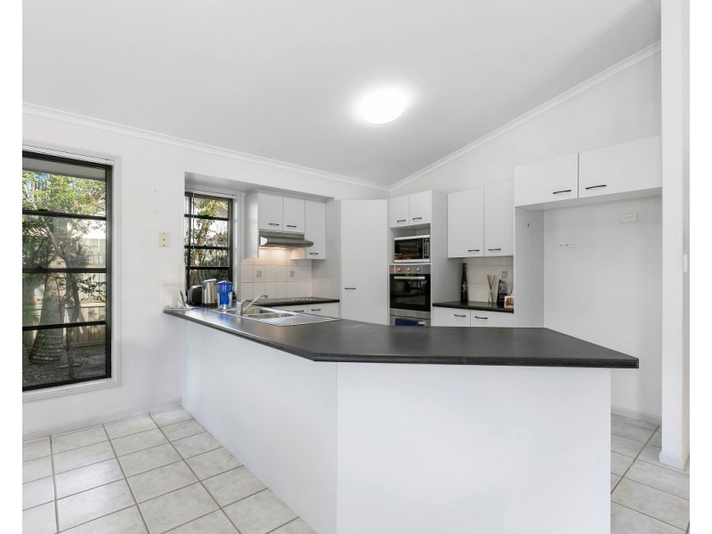 1 Meisner Court, Mountain Creek QLD 4557