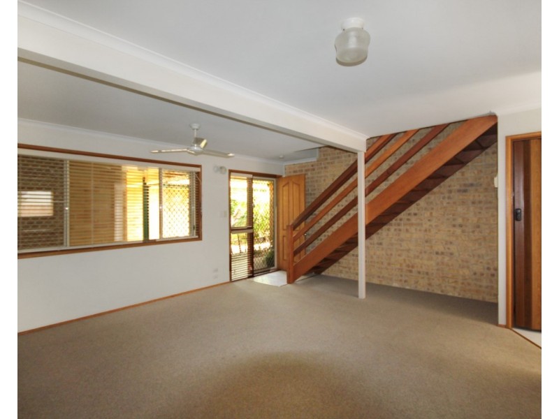 2/3 Arwen Street, Maroochydore QLD 4558
