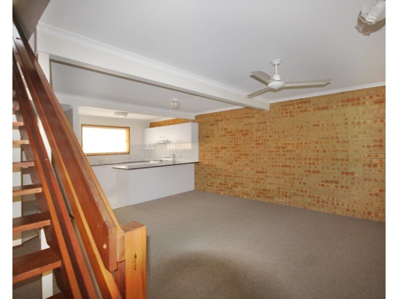 2/3 Arwen Street, Maroochydore QLD 4558