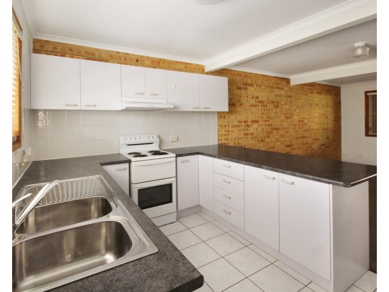 2/3 Arwen Street, Maroochydore QLD 4558