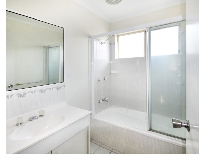 2/3 Arwen Street, Maroochydore QLD 4558