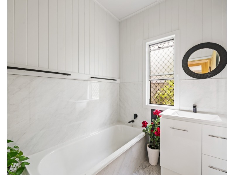 32 Donaldson Road, Nambour QLD 4560