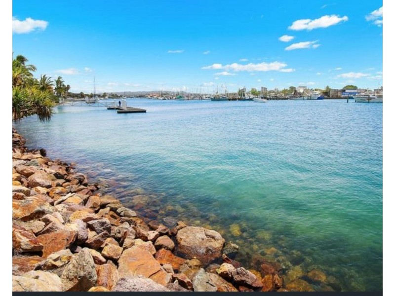 21 Harbour Parade, Buddina QLD 4575