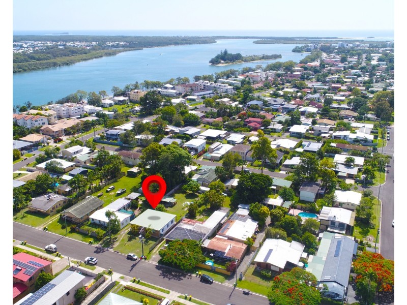 13 Yinni Street, Maroochydore QLD 4558