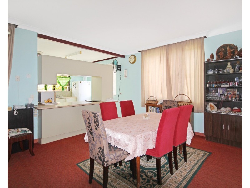 13 Yinni Street, Maroochydore QLD 4558