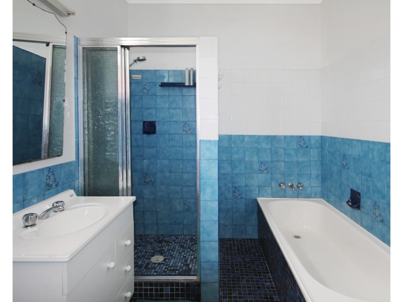 13 Yinni Street, Maroochydore QLD 4558