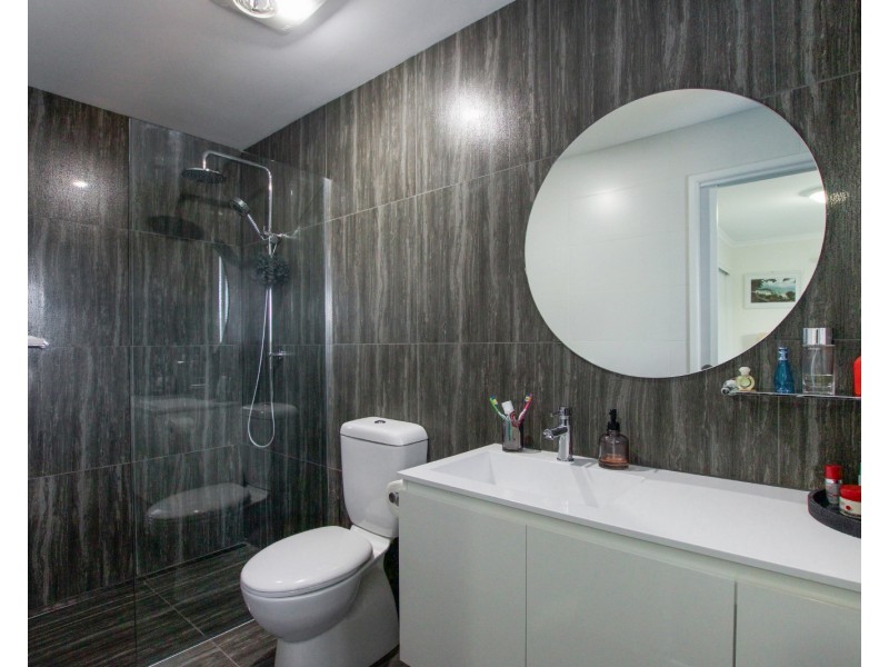 1/52 Naroon Crescent, Wurtulla QLD 4575