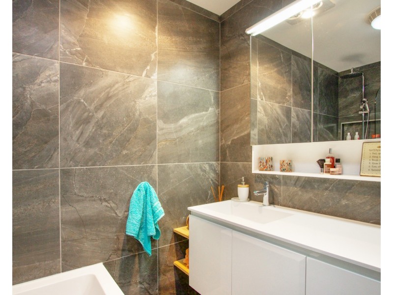 1/52 Naroon Crescent, Wurtulla QLD 4575