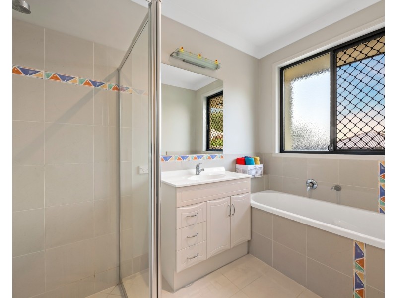 18 Harris Drive, Palmwoods QLD 4555