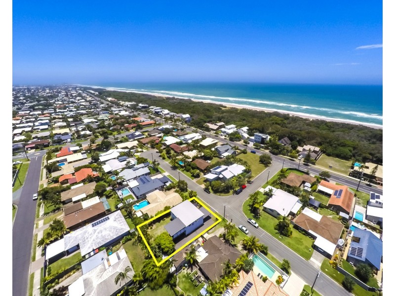 12 Bareena Place, Warana QLD 4575