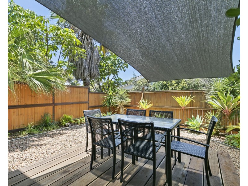 12 Bareena Place, Warana QLD 4575