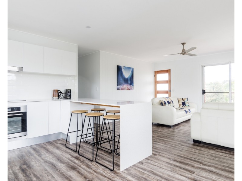 12 Bareena Place, Warana QLD 4575
