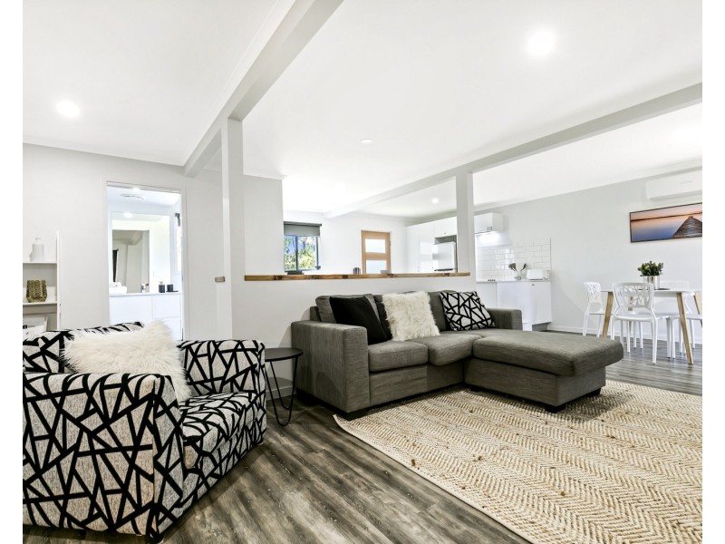 12 Bareena Place, Warana QLD 4575