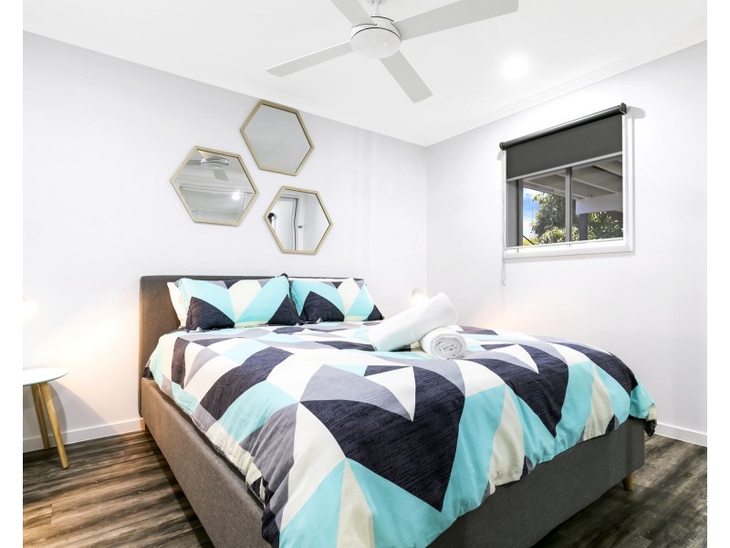 12 Bareena Place, Warana QLD 4575