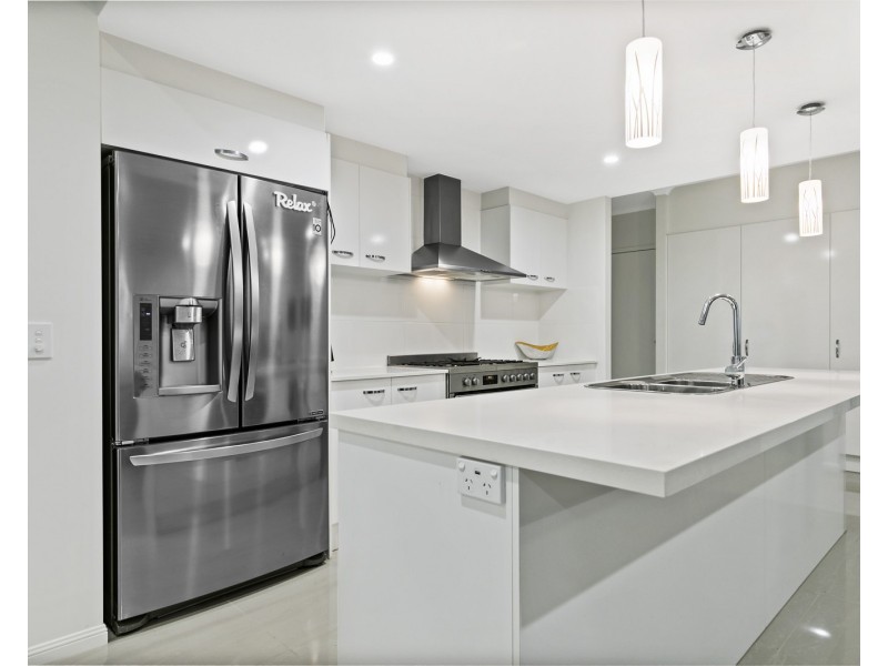 35-37 Lachlan Crescent, Beerwah QLD 4519
