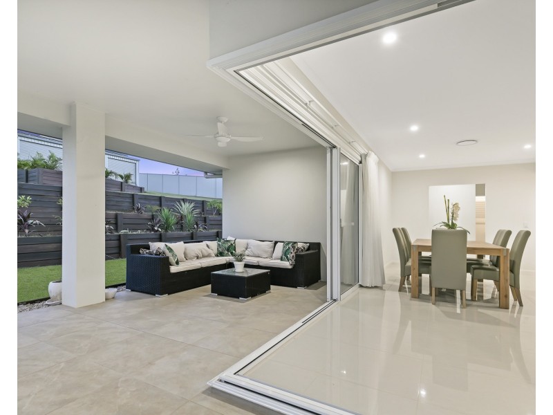 35-37 Lachlan Crescent, Beerwah QLD 4519