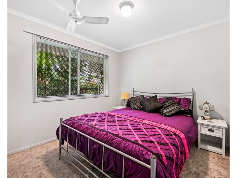 1/73  Yakola Parade, Alexandra Headland QLD 4572