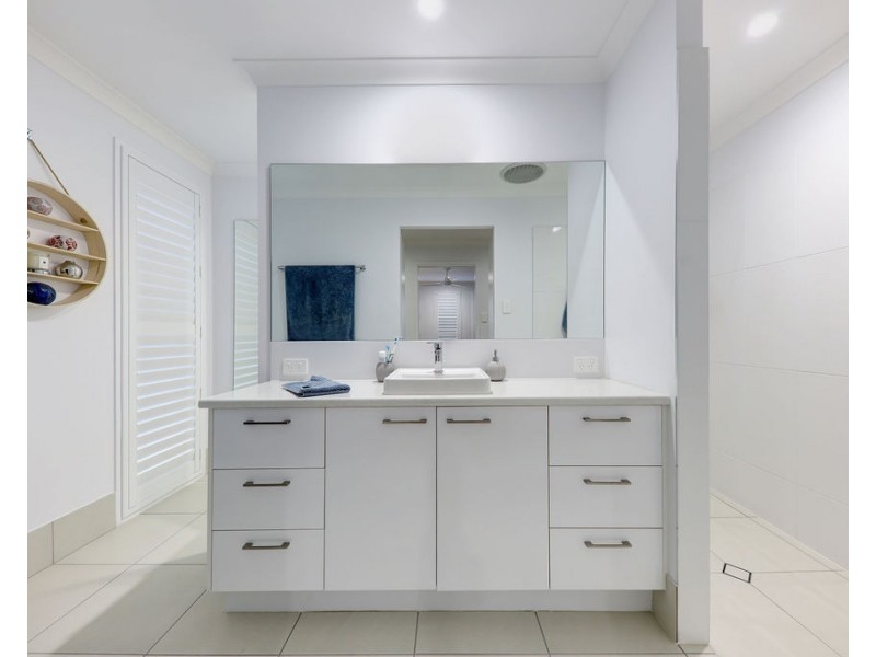 9 Henning Court, Mountain Creek QLD 4557