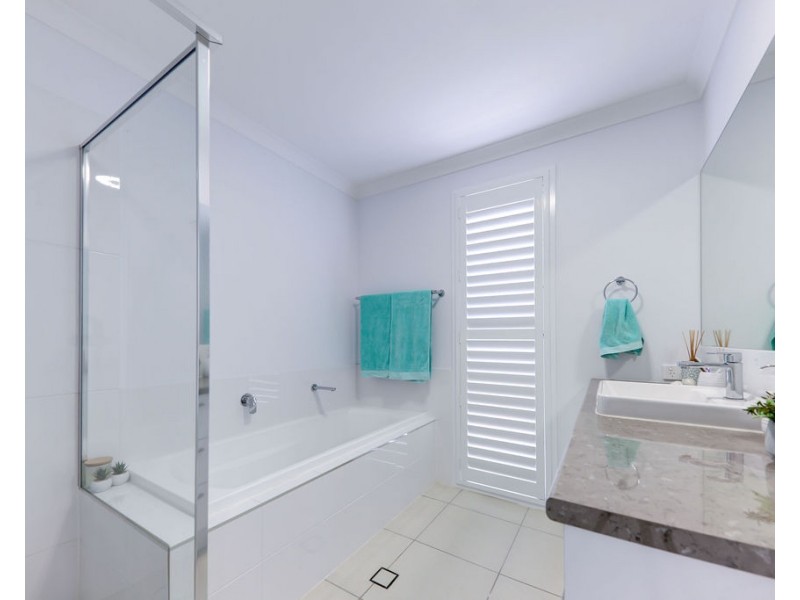 9 Henning Court, Mountain Creek QLD 4557