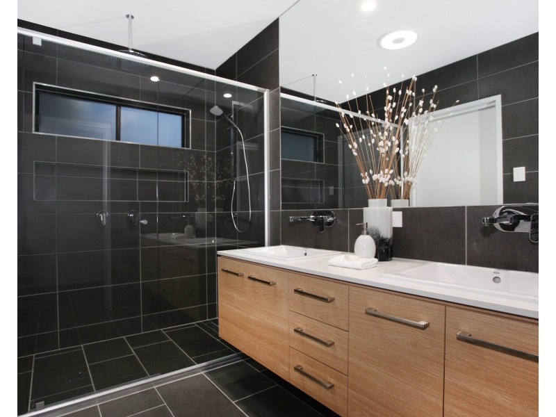 8 Lychee Place, Palmview QLD 4553