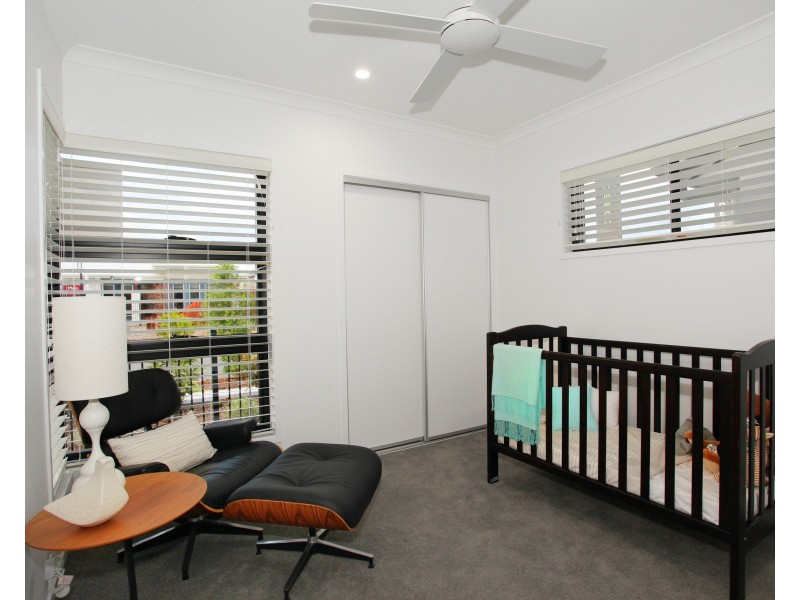 8 Lychee Place, Palmview QLD 4553