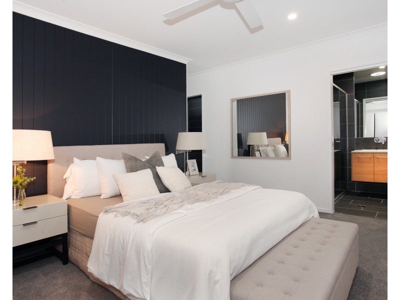 8 Lychee Place, Palmview QLD 4553