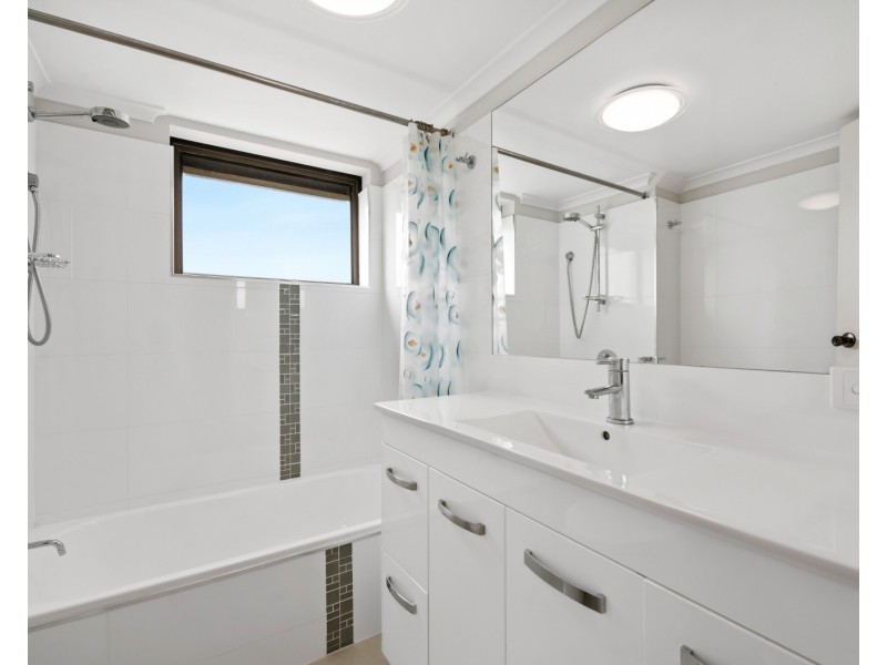 93/150 Duporth Avenue, Maroochydore QLD 4558