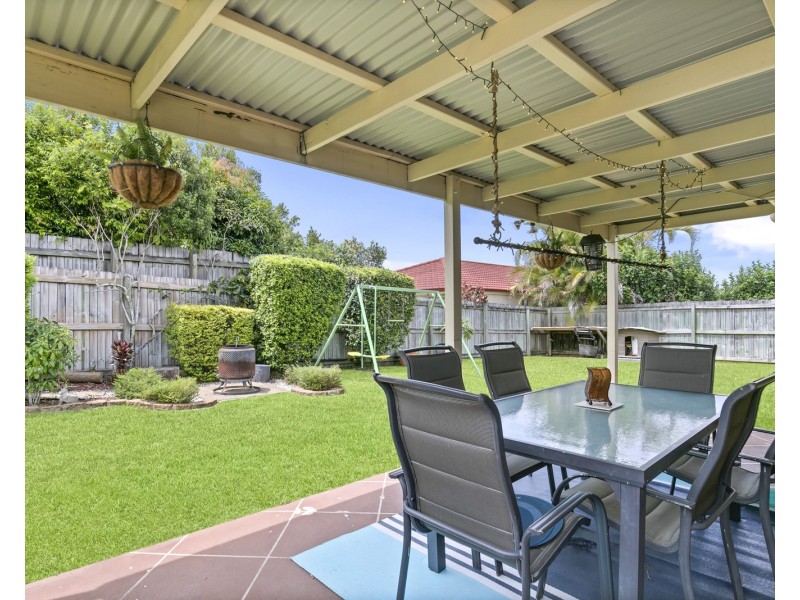 13 Usher Boulevard, Beerwah QLD 4519