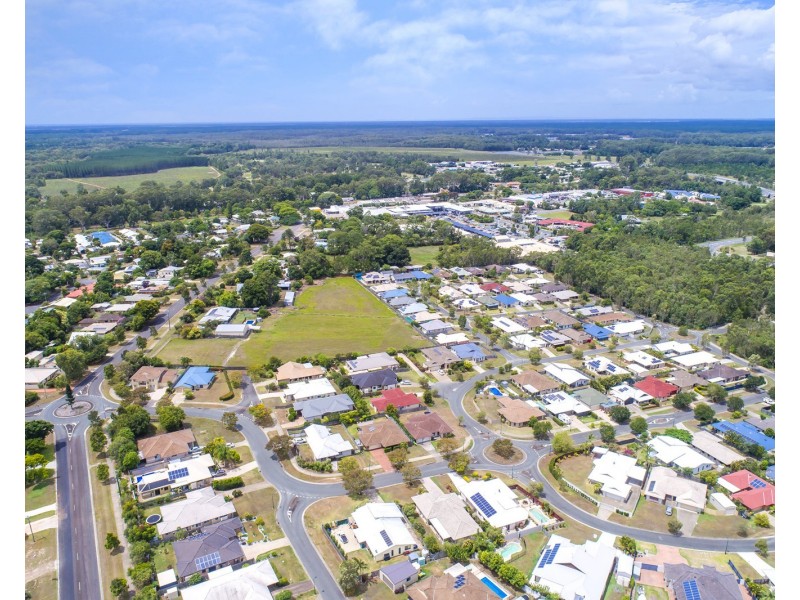 13 Usher Boulevard, Beerwah QLD 4519