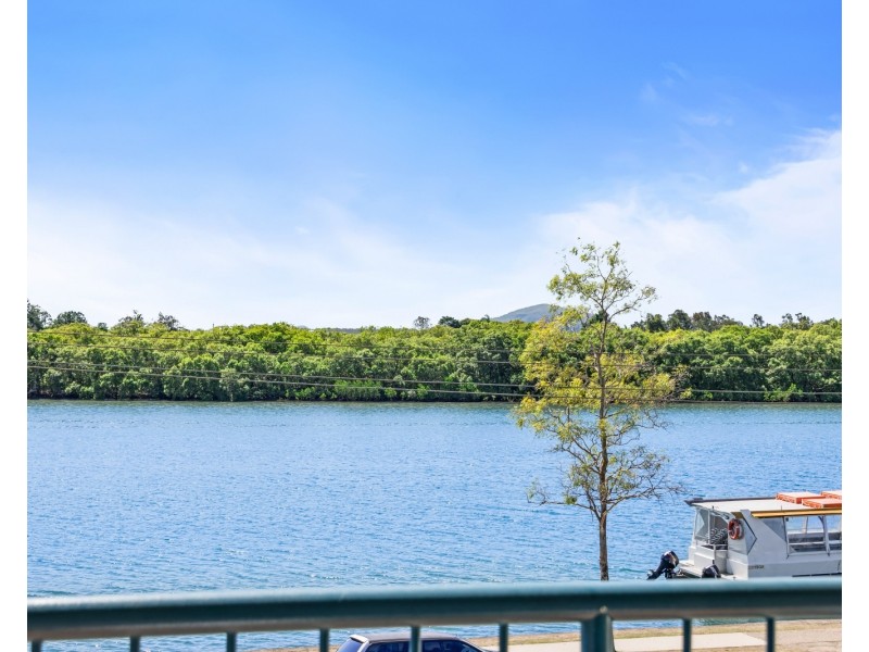 9/271 Bradman Avenue, Maroochydore QLD 4558