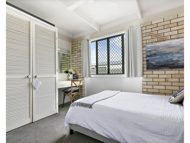 25 Victor Street, Alexandra Headland QLD 4572