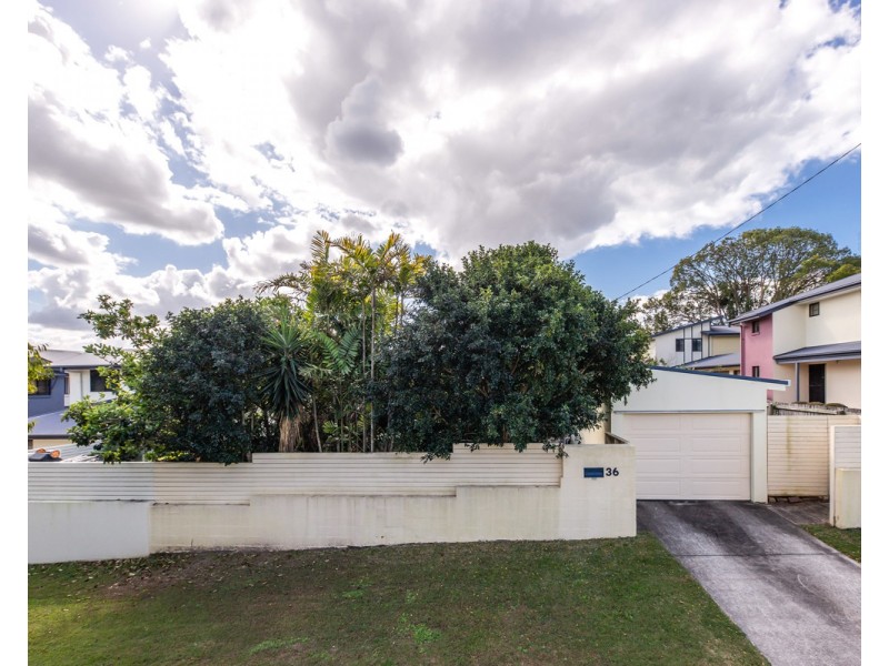 36  Ridge Road, Maroochydore QLD 4558