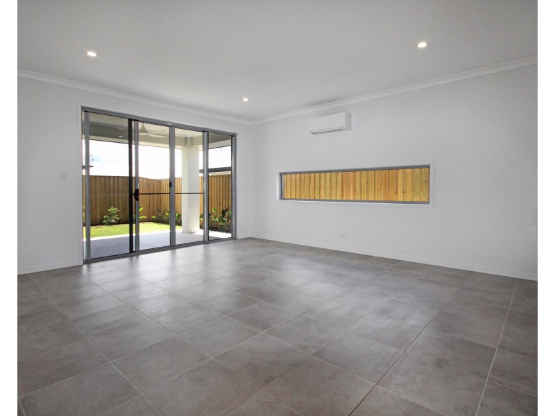 4  Piper St, Palmview QLD 4553