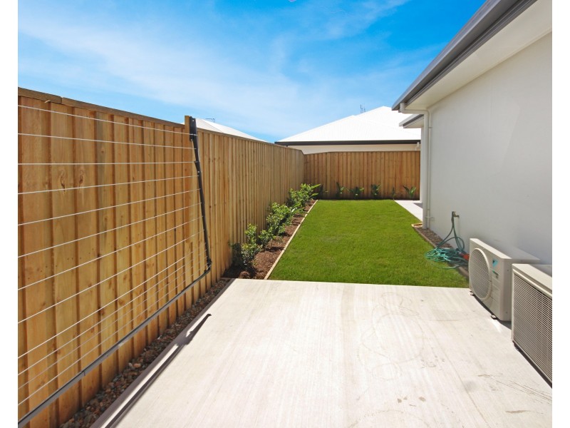 4  Piper St, Palmview QLD 4553