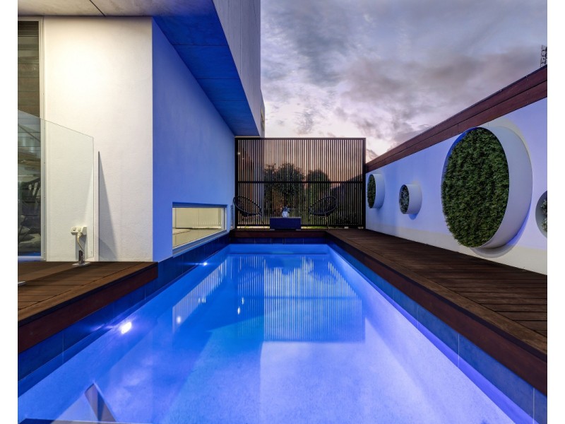 33 Blue Fin Circuit, Mountain Creek QLD 4557