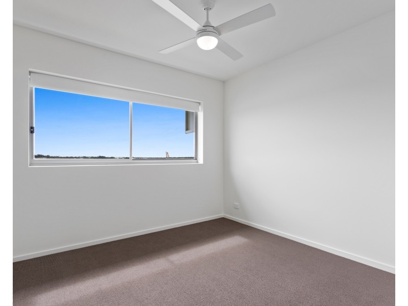 30/19 Shine Court, Birtinya QLD 4575