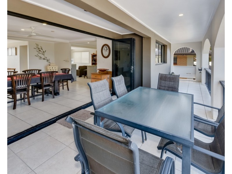 55 Pacific Boulevard, Buddina QLD 4575