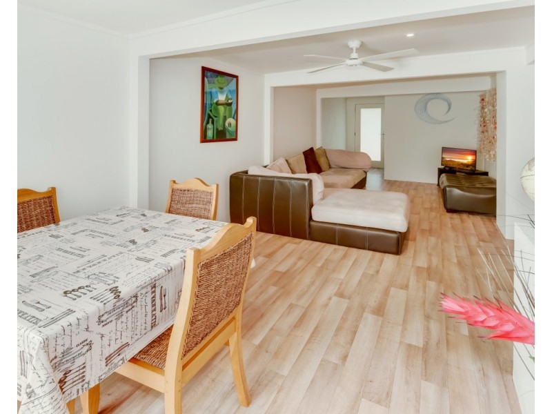 55 Pacific Boulevard, Buddina QLD 4575