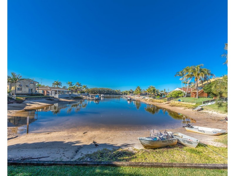 2/111 Bundilla Boulevard, Mountain Creek QLD 4557