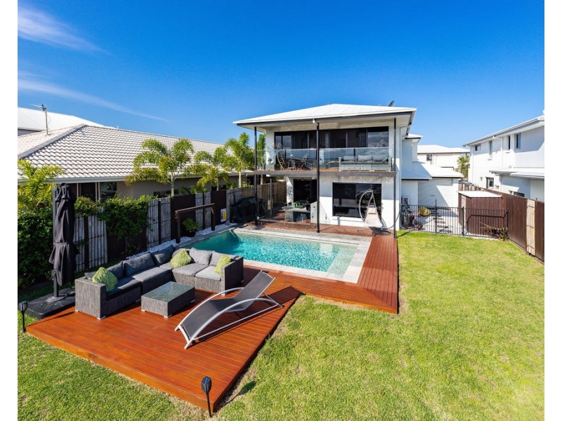 18 Caspian Circuit, Mountain Creek QLD 4557