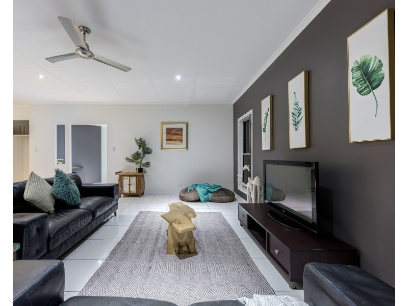 22 Skua Place, Mountain Creek QLD 4557